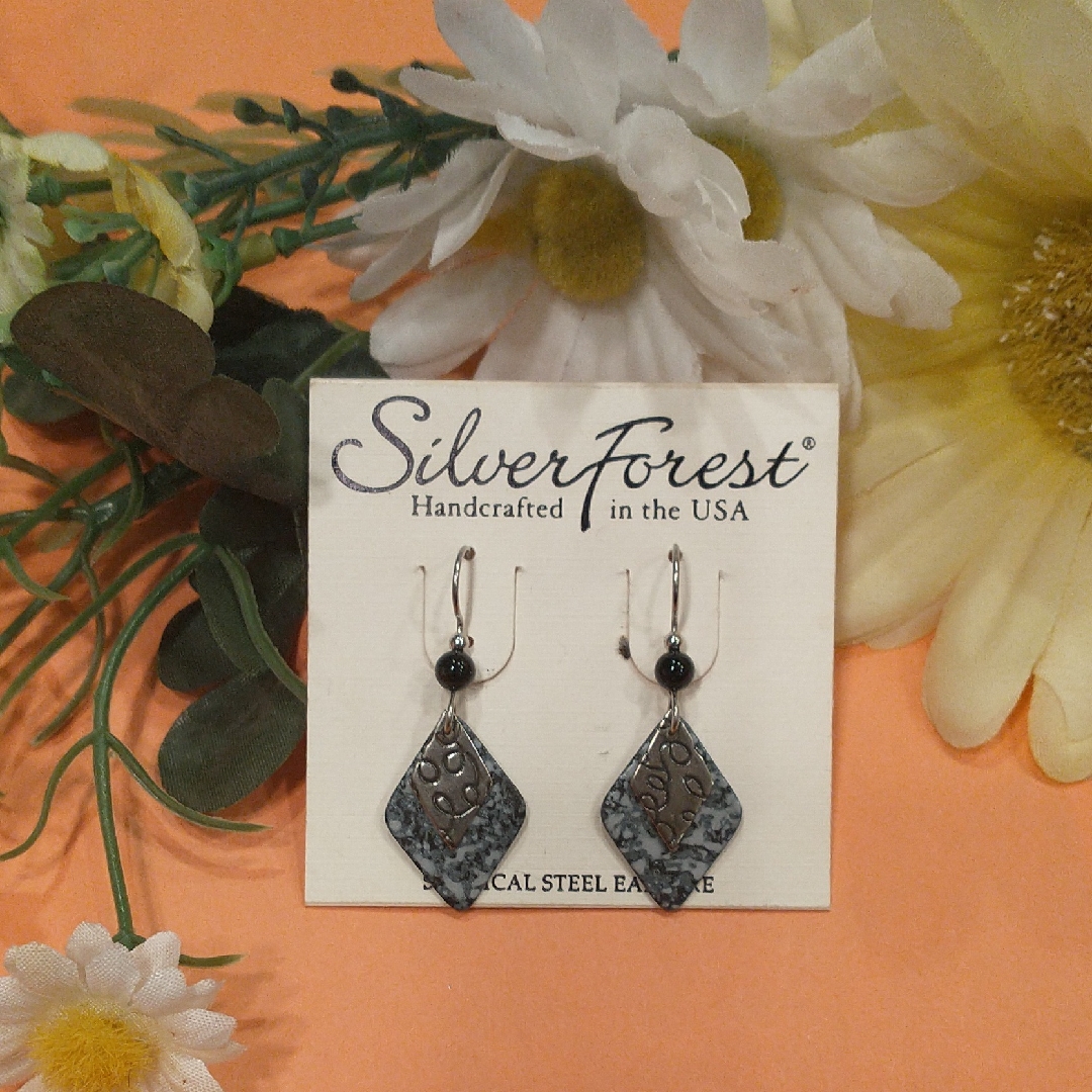 Retired Silver Forest Black And Silver Layered Earrings 20$